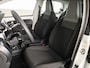 Volkswagen Up! 1.0 Move Up! 65 pk | Navigatie via App | Parkeersensoren achter | Achteruitrijcamera | Cruise control | Stoelverwarming |