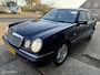 Mercedes-Benz E-klasse 300 TD Avantgarde