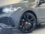 Volkswagen Tiguan 1.5 TSI R-Line Business+ | Navigatie/Android/Apple Carplay | LM Velgen 20" | Voorstoelen/Stuur Verwarmd | Cruise Control Adaptief | Airco | Matrix LED Koplampen |