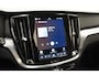 Volvo V60 2.0 B3 Core Aut. [ LED Adapt.cruise Stoelverwarming voor en achter ]