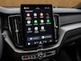 Volvo XC60 Ultra Black Edition Recharge Plug-In Hybrid AWD | Luchtvering | Trekhaak | Panoramadak | Stoel + Stuur Verwarming | 360 Camera | Memory Stoelen |