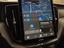 Volvo XC60 Ultra Black Edition Recharge Plug-In Hybrid AWD | Luchtvering | Trekhaak | Panoramadak | Stoel + Stuur Verwarming | 360 Camera | Memory Stoelen |