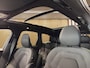 Volvo XC60 Ultra Black Edition Recharge Plug-In Hybrid AWD | Luchtvering | Trekhaak | Panoramadak | Stoel + Stuur Verwarming | 360 Camera | Memory Stoelen |