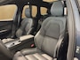 Volvo XC60 Ultra Black Edition Recharge Plug-In Hybrid AWD | Luchtvering | Trekhaak | Panoramadak | Stoel + Stuur Verwarming | 360 Camera | Memory Stoelen |