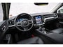 Volvo V60 T6 Plug-in Hybrid AWD Essential Bright | PHEV Long Range | SOH 99% | Trekhaak | Lederen Bekleding | Achteruitrijcamera | Parkeersensoren | Stoelverwarming voor en achter | Cruise Control Adaptief | BLIS | Google Navigatie | Apple Carplay | Android Auto