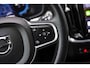 Volvo V60 T6 Plug-in Hybrid AWD Essential Bright | PHEV Long Range | SOH 99% | Trekhaak | Lederen Bekleding | Achteruitrijcamera | Parkeersensoren | Stoelverwarming voor en achter | Cruise Control Adaptief | BLIS | Google Navigatie | Apple Carplay | Android Auto