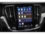 Volvo V60 T6 Plug-in Hybrid AWD Essential Bright | PHEV Long Range | SOH 99% | Trekhaak | Lederen Bekleding | Achteruitrijcamera | Parkeersensoren | Stoelverwarming voor en achter | Cruise Control Adaptief | BLIS | Google Navigatie | Apple Carplay | Android Auto