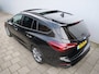 Ford Focus Wagon 1.0 EcoBoost Hybrid ST Line X 155 Pk Automaat Navigatie / DAB / Apple Carplay / Pano-dak / Trekhaak