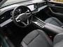 Volkswagen Passat Variant 1.5 eTSI Edition 150 Pk Automaat Navigatie / DAB / Apple Carplay / 360 camera / Trekhaak / Parkeerassistent