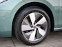 Volkswagen Passat Variant 1.5 eTSI Edition 150 Pk Automaat Navigatie / DAB / Apple Carplay / 360 camera / Trekhaak / Parkeerassistent