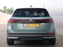 Volkswagen Passat Variant 1.5 eTSI Edition 150 Pk Automaat Navigatie / DAB / Apple Carplay / 360 camera / Trekhaak / Parkeerassistent
