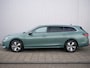 Volkswagen Passat Variant 1.5 eTSI Edition 150 Pk Automaat Navigatie / DAB / Apple Carplay / 360 camera / Trekhaak / Parkeerassistent