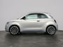 Fiat 500 1.0 Hybrid La Prima | Applecarplay&Androidauto | Camera | Navigatie | Stoelverwarming | Panoramadak | Keyless | 2+6 jaar garantie |