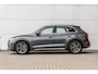 Audi Q5 50 TFSIe 299pk S edition | Luchtvering | Trekhaak | Panoramadak | Stoelverwarming | Achteruitrijcamera