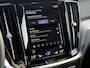 Volvo V60 2.0 T6 Recharge 350pk AWD R-Design Plus Dark | Long range | Trekhaak wegklapbaar | Pilot assist | Adaptieve cruise | Stoelverwarming | Camera | Sportstoelen half leder met memory | 19 inch velgen | Navigatie | Apple CarPlay | DAB | Keyless | Full-LED | Sfeerverlichting | Elektrische achterklep | Recent onderhouden
