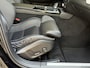 Volvo V60 2.0 T6 Recharge 350pk AWD R-Design Plus Dark | Long range | Trekhaak wegklapbaar | Pilot assist | Adaptieve cruise | Stoelverwarming | Camera | Sportstoelen half leder met memory | 19 inch velgen | Navigatie | Apple CarPlay | DAB | Keyless | Full-LED | Sfeerverlichting | Elektrische achterklep | Recent onderhouden