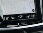 Volvo V60 2.0 T6 Recharge 350pk AWD R-Design Plus Dark | Long range | Trekhaak wegklapbaar | Pilot assist | Adaptieve cruise | Stoelverwarming | Camera | Sportstoelen half leder met memory | 19 inch velgen | Navigatie | Apple CarPlay | DAB | Keyless | Full-LED | Sfeerverlichting | Elektrische achterklep | Recent onderhouden