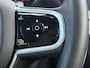 Volvo V60 2.0 T6 Recharge 350pk AWD R-Design Plus Dark | Long range | Trekhaak wegklapbaar | Pilot assist | Adaptieve cruise | Stoelverwarming | Camera | Sportstoelen half leder met memory | 19 inch velgen | Navigatie | Apple CarPlay | DAB | Keyless | Full-LED | Sfeerverlichting | Elektrische achterklep | Recent onderhouden