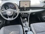 Toyota Yaris 1.5 Hybrid 115 Dynamic | Parkeersensoren | Stoel- + stuurverwarming | Navigatie | Dode hoek detectie | LED koplampen |