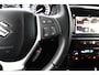 Suzuki Vitara 1.4 Boosterjet Style Smart Hybrid | Trekhaak | Kunstlederen Bekleding | Parkeersensoren | Keyless Entry | Dodehoek Detectie |