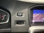 Volvo V60 1.5 T3 Summum | Trekhaak | Leder | Stoel- & Stuurverwarming | Adaptieve Cruise Control | Dode-hoek detectie | Parkeersensoren voor en achter