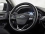 Ford Focus 1.0 EcoBoost Sport (APPLE CARPLAY, GROOT NAVI, CLIMATE, CAMERA, SPORTSTOELEN, CRUISE, PARKEERSENSOREN, NIEUWSTAAT)