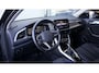 Volkswagen T-Roc 1.5 TSI Life AUTOMAAT|ACC|BEATS|CAMERA|CARPLAY|DAB|KEYLESS|STOEL STUURVERWARMING