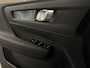 Volvo EX40 Single Motor Plus 70 kWh | 100% SoH | Adaptieve Cruise Control | Stoel en Stuurwielverwarming | Parkeercamera | Pilot Assist | BLIS Dode Hoek Detectie | Microtech / Alcantara bekleding met wit stiksel en bies | Zitting verlenging voorstoelen | Google Infotainment | Warmtepomp | 19 Inch | Keyless Drive | Parkeersensoren voor+achter | Elektrisch bedienbare achterklep | DAB Radio | Apple Carplay/Android Auto | Draadloos telefoon opladen | Volvo On Call met mobiele App functie | Vapour Grey Metallic |