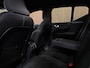 Volvo EX40 Single Motor Plus 70 kWh | 100% SoH | Adaptieve Cruise Control | Stoel en Stuurwielverwarming | Parkeercamera | Pilot Assist | BLIS Dode Hoek Detectie | Microtech / Alcantara bekleding met wit stiksel en bies | Zitting verlenging voorstoelen | Google Infotainment | Warmtepomp | 19 Inch | Keyless Drive | Parkeersensoren voor+achter | Elektrisch bedienbare achterklep | DAB Radio | Apple Carplay/Android Auto | Draadloos telefoon opladen | Volvo On Call met mobiele App functie | Vapour Grey Metallic |
