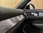 Volvo EX40 Single Motor Plus 70 kWh | 100% SoH | Adaptieve Cruise Control | Stoel en Stuurwielverwarming | Parkeercamera | Pilot Assist | BLIS Dode Hoek Detectie | Microtech / Alcantara bekleding met wit stiksel en bies | Zitting verlenging voorstoelen | Google Infotainment | Warmtepomp | 19 Inch | Keyless Drive | Parkeersensoren voor+achter | Elektrisch bedienbare achterklep | DAB Radio | Apple Carplay/Android Auto | Draadloos telefoon opladen | Volvo On Call met mobiele App functie | Vapour Grey Metallic |