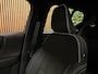 Volvo EX40 Single Motor Plus 70 kWh | 100% SoH | Adaptieve Cruise Control | Stoel en Stuurwielverwarming | Parkeercamera | Pilot Assist | BLIS Dode Hoek Detectie | Microtech / Alcantara bekleding met wit stiksel en bies | Zitting verlenging voorstoelen | Google Infotainment | Warmtepomp | 19 Inch | Keyless Drive | Parkeersensoren voor+achter | Elektrisch bedienbare achterklep | DAB Radio | Apple Carplay/Android Auto | Draadloos telefoon opladen | Volvo On Call met mobiele App functie | Vapour Grey Metallic |
