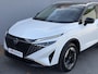 Nissan Qashqai 1.3 MHEV Xtronic N-Connecta / Fabrieksgarantie tot 04-2028 / Panoramadak / Cold Pack / Pack Easy / Trekgewicht 1800 kg / Elektrische achterklep / Rondomzicht camera / Adaptief cruise control / Stuur- Stoel & Voorruit verwarming /