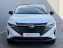 Nissan Qashqai 1.3 MHEV Xtronic N-Connecta / Fabrieksgarantie tot 04-2028 / Panoramadak / Cold Pack / Pack Easy / Trekgewicht 1800 kg / Elektrische achterklep / Rondomzicht camera / Adaptief cruise control / Stuur- Stoel & Voorruit verwarming /