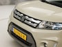 Suzuki Vitara 1.6 High Executive (PANORAMADAK, APPLE CARPLAY, NAVIGATIE, CAMERA, GETINT GLAS, SPORTSTOELEN, STOELVERWARMING, TREKHAAK, ADAPTIVE CRUISE, NIEUWSTAAT)