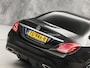 Mercedes-Benz C-klasse 180 AMG Sport 156Pk Automaat (NAVIGATIE, CAMERA, LEDER, ZWART HEMEL, STOELVERWARMING, SPORTSTOELEN, GETINT GLAS, NIEUWSTAAT)