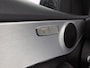 Mercedes-Benz C-klasse 180 AMG Sport 156Pk Automaat (NAVIGATIE, CAMERA, LEDER, ZWART HEMEL, STOELVERWARMING, SPORTSTOELEN, GETINT GLAS, NIEUWSTAAT)
