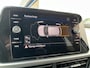Volkswagen T-Roc 1.5 TSI Life / AUTOMAAT/ PARK. SENSOREN/ DODE HOEK/ IQ. LIGHT/ STOELVERWARM./ DIGITAL DASHBOARD/ ADAPT. CRUISE/ APP CONNECT/ NAVI/ CLIMA/ DAB/ 16" LMV