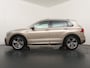 Volkswagen Tiguan 1.4 TSI ACT Highline | Trekhaak | R-Line | Panoramadak | Lederen Bekl. |