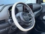 Fiat 500e La Prima by Bocelli 42 kWh / SOH 97% / Panoramadak / Winter & Style pakket / Leder / CCS snelladen / Achteruitrijcamera / JBL Audio Systeem / Stoelverwarming / Adaptief cruise control / Keyless Entry/Start /