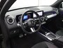 Mercedes-Benz GLB 180 AMG Line | Night | Panoramadak | Multibeam | 19" lichtmetalen velgen | Keyless | Widescreen | Sfeerverlichting |