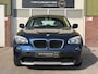 BMW X1 sDrive20i Business/AUT/CRUIS/PARKS/TREKH/NAVI/APK/NAP