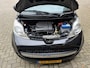 Peugeot 107 1.0-12V Millesim 200 automaat / bj.2011 / kleur: zwart/ 5 deurs / airco / sportvelgen / APK 07/2027 / NAP 199491 km.
