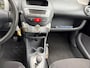 Peugeot 107 1.0-12V Millesim 200 automaat / bj.2011 / kleur: zwart/ 5 deurs / airco / sportvelgen / APK 07/2027 / NAP 199491 km.