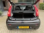 Peugeot 107 1.0-12V Millesim 200 automaat / bj.2011 / kleur: zwart/ 5 deurs / airco / sportvelgen / APK 07/2027 / NAP 199491 km.