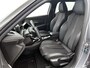 Peugeot e-2008 EV 136pk GT 50 kWh Automaat | Navigatie | Climate Control | Cruise Control | Camera | 18"LMV | LED | Keyless Start | Apple Carplay/Android Auto |
