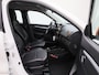 Dacia Spring Comfort Plus (Orange Pack) 27 kWh Navigatie | Apple Carplay | Airco | Lm velgen