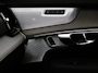 Volvo XC90 2.0 T8 Plug-in hybrid AWD Ultra Dark / B&W Audio / Luchtvering / Stoelventilatie+Massage / 22" Wielen / Gelamineerd Glas / 360 Camera / Head-Up Display /