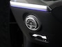 Mercedes-Benz CLE Coupé 200 AMG Line | Panoramadak | Night | Memory | Burmester | Rode gordels | 19 inch AMG multispaaks | Headup |