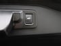 Renault Espace E-Tech full hybrid 200 iconic 7p. | Trekhaak | Adaptive Cruise Control | Blind Spot Warning | Climate Control | Elektrische Achterklep | Elektrisch Verstelbare Voorstoelen met Massagefunctie | Around View Camera | Stoel- Stuur- en Voorruitverwarming | Trekhaak |