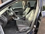 Volvo XC60 2.0 D4 FWD R-Design Automaat trekhaak dealer onderhouden